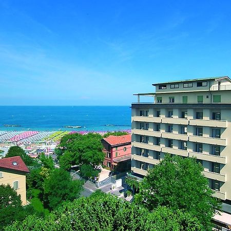 Hotel Acropolis 카톨리카 외부 사진