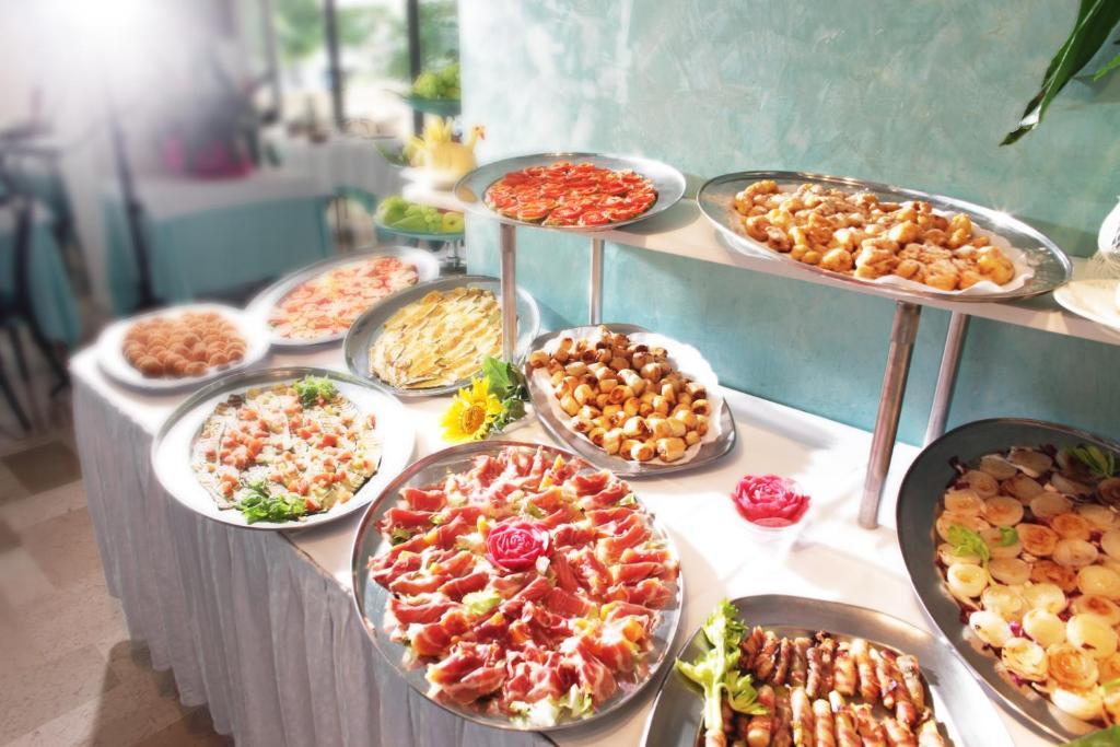 Hotel Acropolis 카톨리카 외부 사진