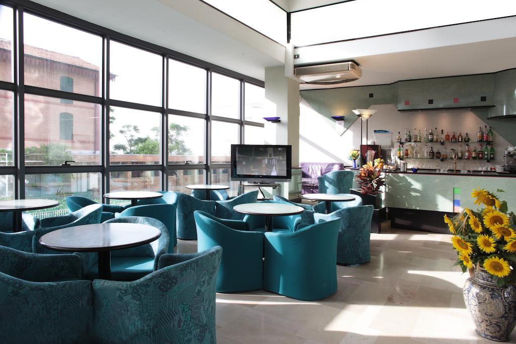 Hotel Acropolis 카톨리카 외부 사진