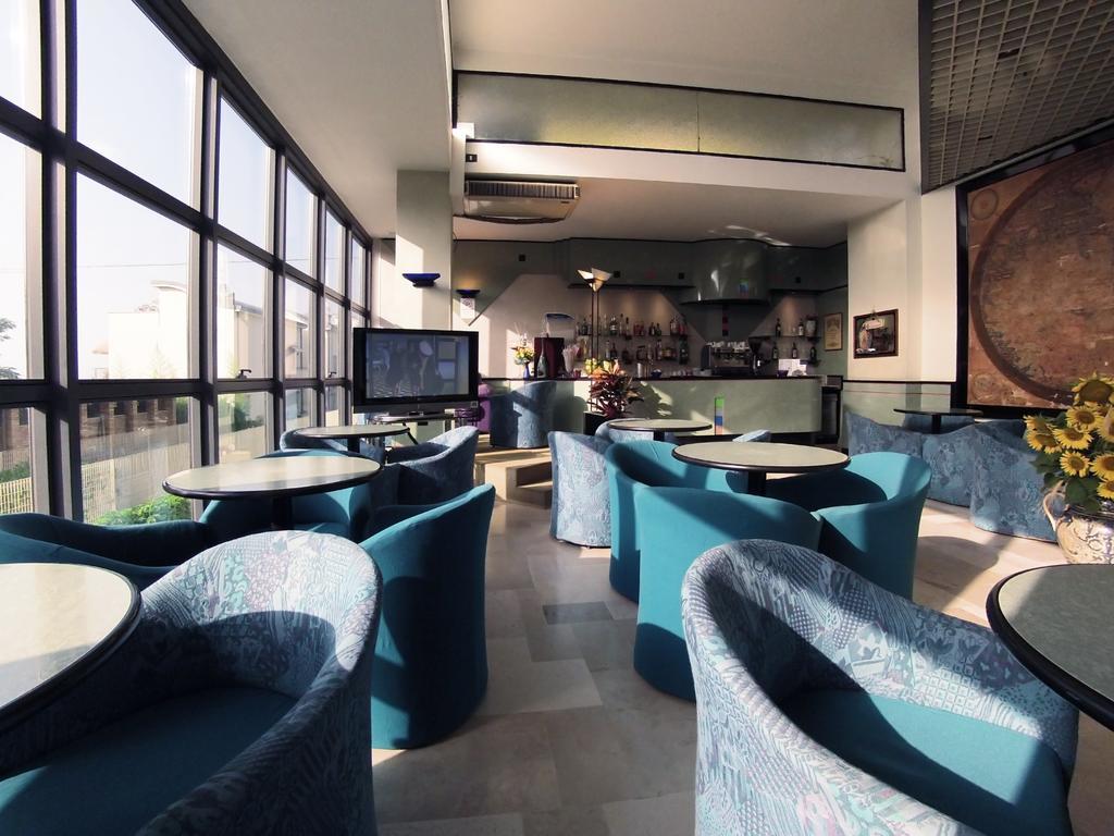 Hotel Acropolis 카톨리카 외부 사진